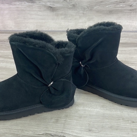 🍁UGG🍁 CLASSIC MINI TWIST BOOTS - Picture 5 of 10